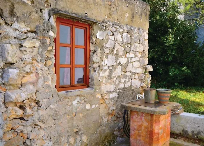 House With A Parking Space Kraj, Pasman - 8258 بيت للعطل *